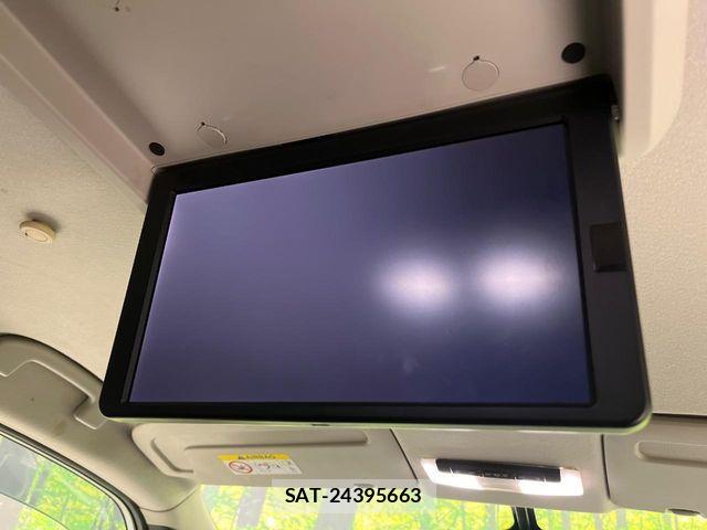 Nissan SERENA 2017-08 7224919-3