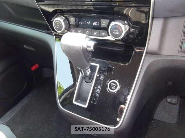 Nissan SERENA 2020-02 7224929-28