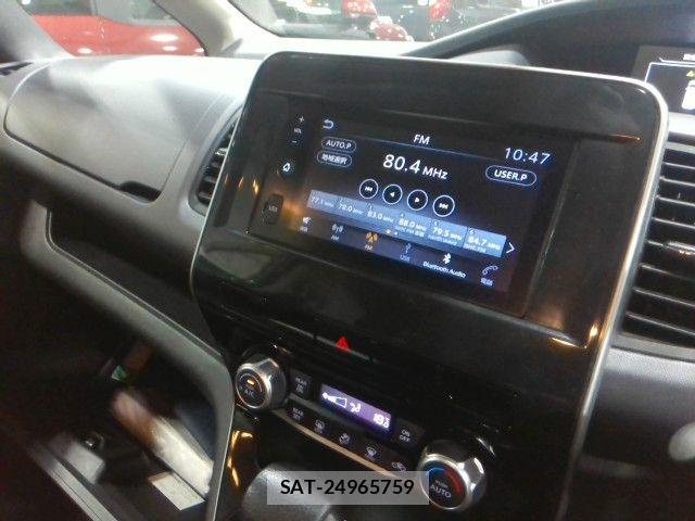 Nissan SERENA 2022-04 7252275-7