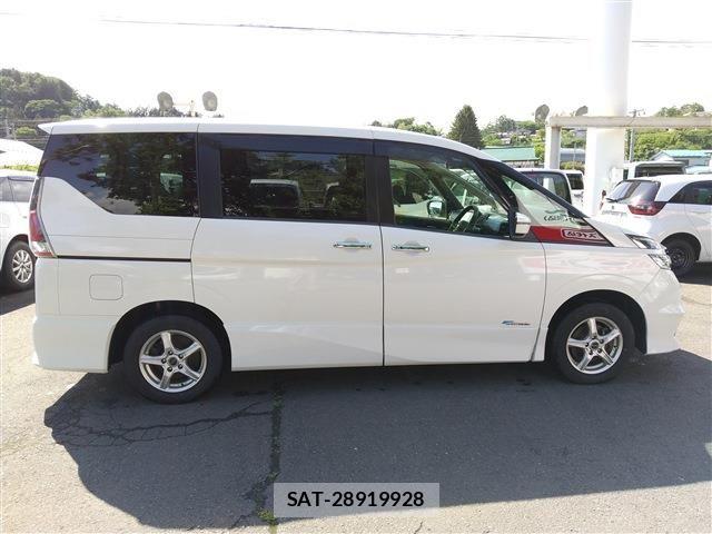 Nissan SERENA 2016-11 7252281-5