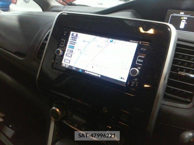 Nissan SERENA 2017-05 7252280-7