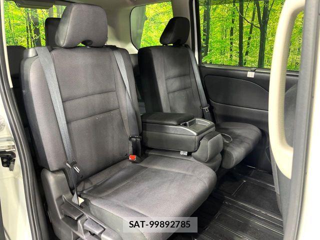 Nissan SERENA 2019-03 7252282-12