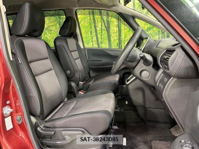 Nissan SERENA 2017-05 7272922-7