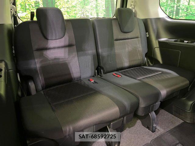 Nissan SERENA 2017-01 7272921-9