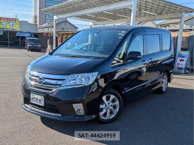 Nissan SERENA 2013-01 7272929-0