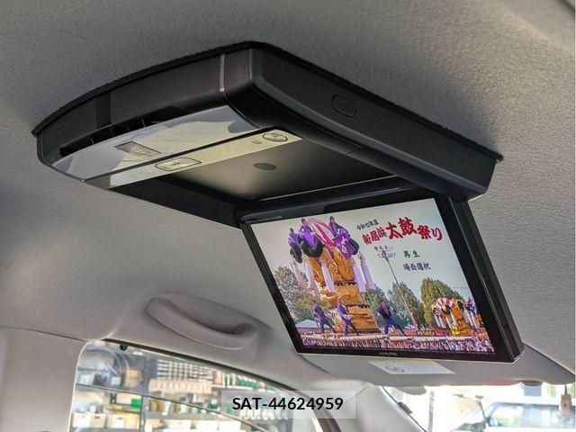 Nissan SERENA 2013-01 7272929-10