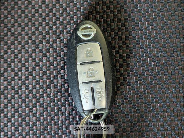 Nissan SERENA 2013-01 7272929-13