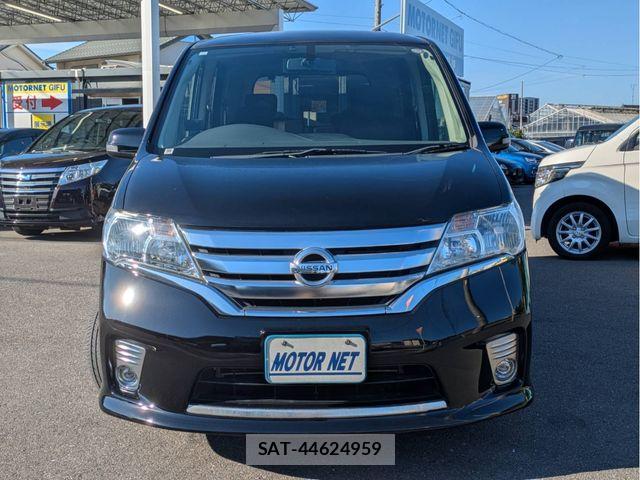 Nissan SERENA 2013-01 7272929-15
