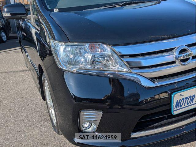 Nissan SERENA 2013-01 7272929-21