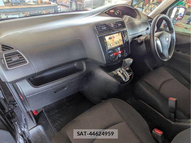 Nissan SERENA 2013-01 7272929-2