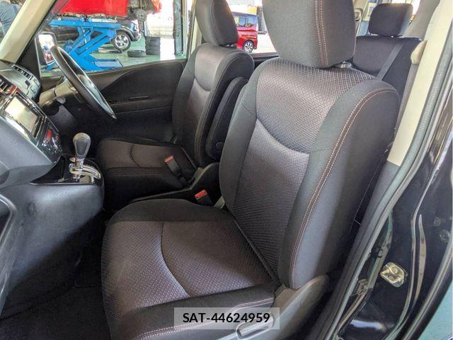 Nissan SERENA 2013-01 7272929-3
