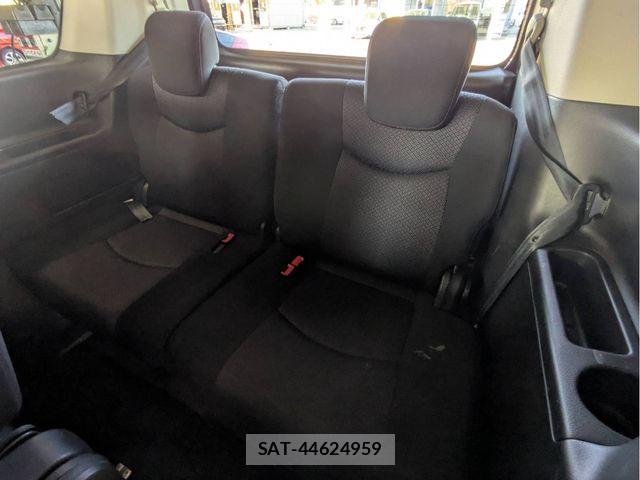 Nissan SERENA 2013-01 7272929-5