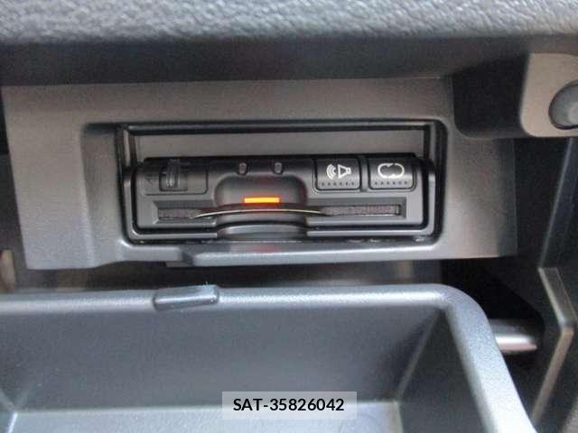Nissan SERENA 2018-12 7330024-13