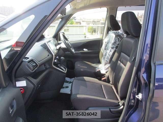 Nissan SERENA 2018-12 7330024-19