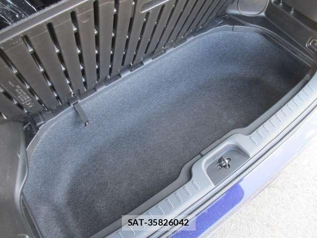 Nissan SERENA 2018-12 7330024-24