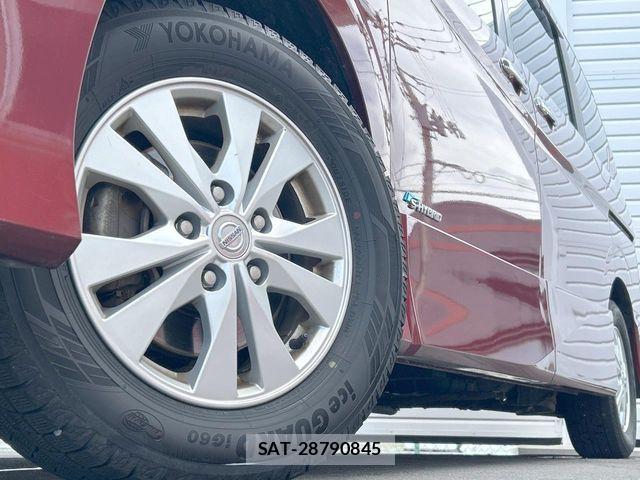 Nissan SERENA 2017-06 7330025-15