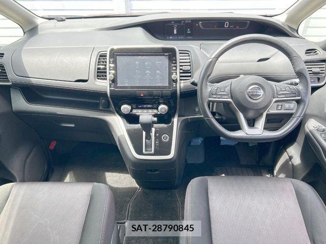 Nissan SERENA 2017-06 7330025-1