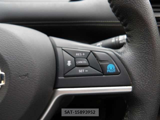 Nissan SERENA 2018-06 7330022-19