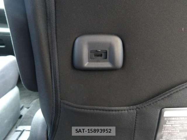 Nissan SERENA 2018-06 7330022-29
