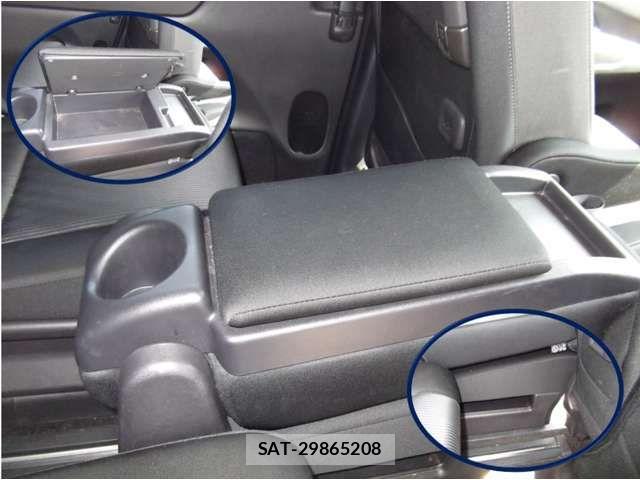 Nissan SERENA 2019-11 7330020-15