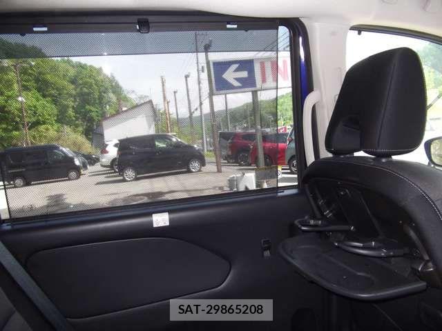 Nissan SERENA 2019-11 7330020-16