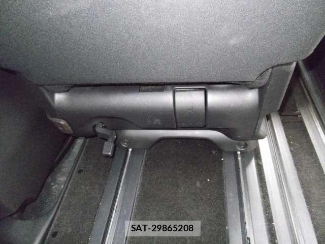 Nissan SERENA 2019-11 7330020-20