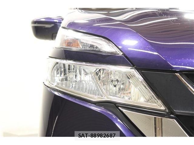 Nissan SERENA 2016-10 7359808-16