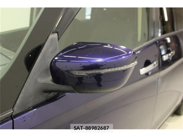 Nissan SERENA 2016-10 7359808-19