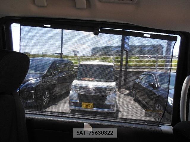Nissan SERENA 2019-07 7359809-25