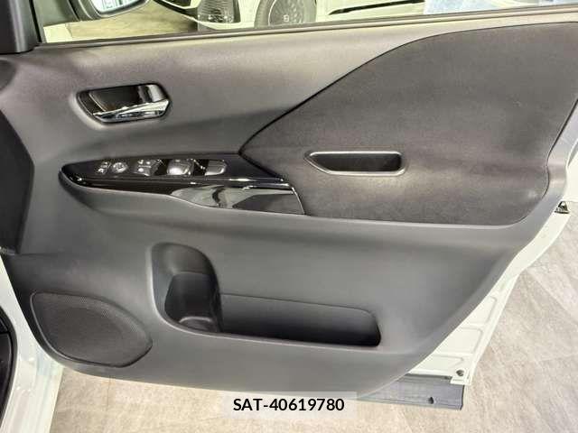 Nissan SERENA 2017-02 7457688-7