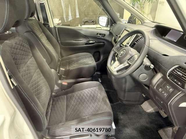 Nissan SERENA 2017-02 7457688-5