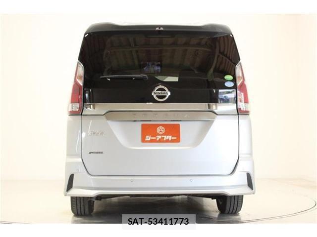 Nissan SERENA 2018-09 7457698-10