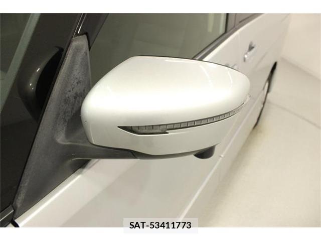 Nissan SERENA 2018-09 7457698-20