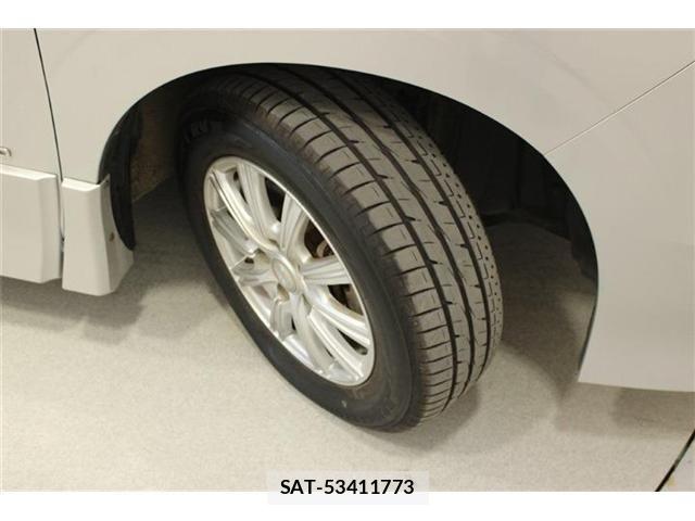 Nissan SERENA 2018-09 7457698-27