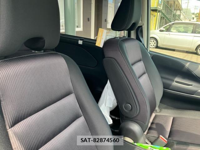 Nissan SERENA 2018-02 7457686-10