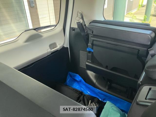 Nissan SERENA 2018-02 7457686-15