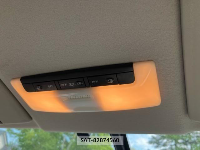 Nissan SERENA 2018-02 7457686-24