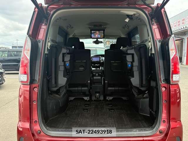 Nissan SERENA 2018-02 7457697-13