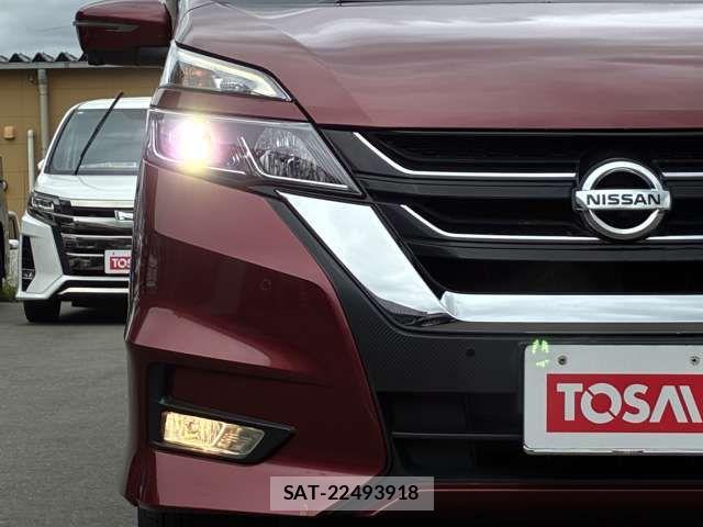 Nissan SERENA 2018-02 7457697-15