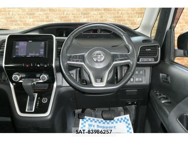 Nissan SERENA 2017-09 7502786-18