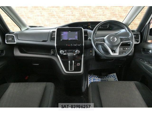 Nissan SERENA 2017-09 7502786-2