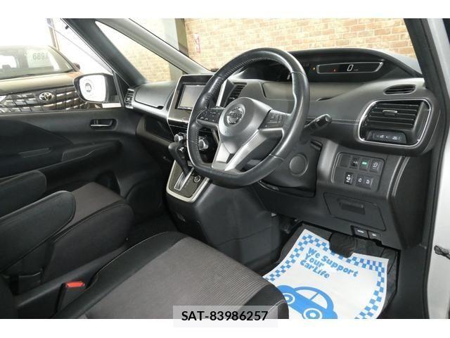 Nissan SERENA 2017-09 7502786-3