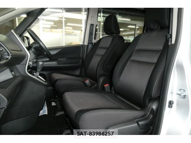 Nissan SERENA 2017-09 7502786-6