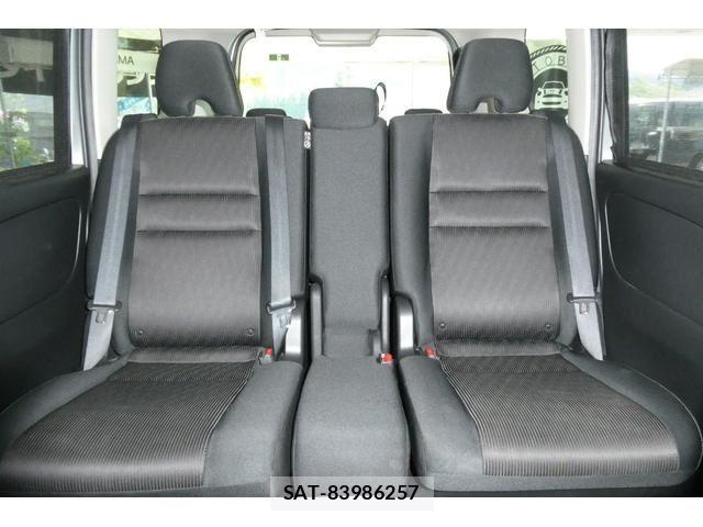 Nissan SERENA 2017-09 7502786-7