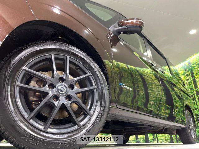 Nissan SERENA 2017-06 7502785-14