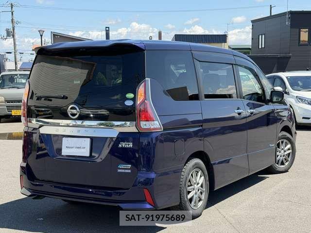 Nissan SERENA 2018-01 7502784-1