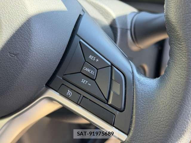 Nissan SERENA 2018-01 7502784-8