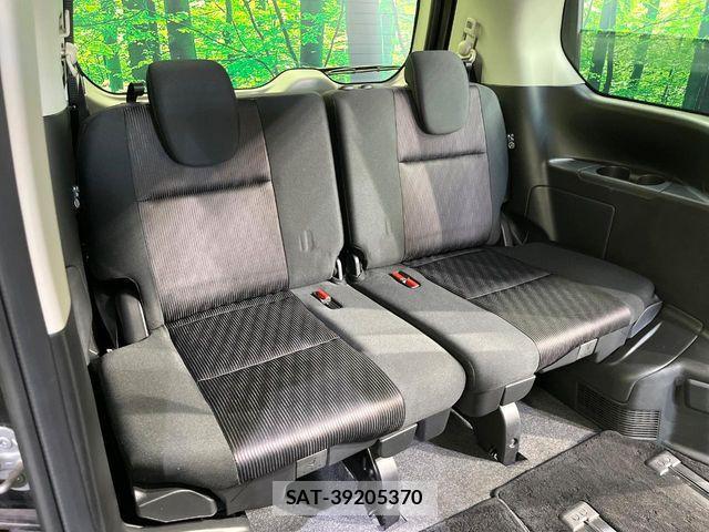 Nissan SERENA 2017-07 7619970-10
