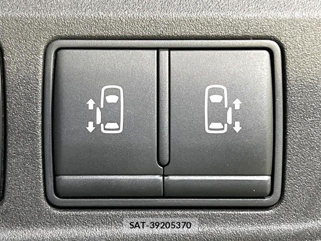 Nissan SERENA 2017-07 7619970-7
