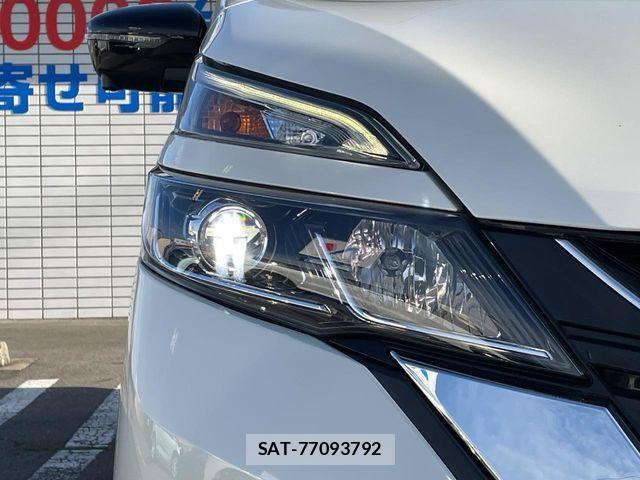 Nissan SERENA 2018-02 7619966-12